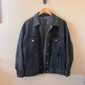 Wild Fable Women’s Oversized Black Denim Jacket NWOT
